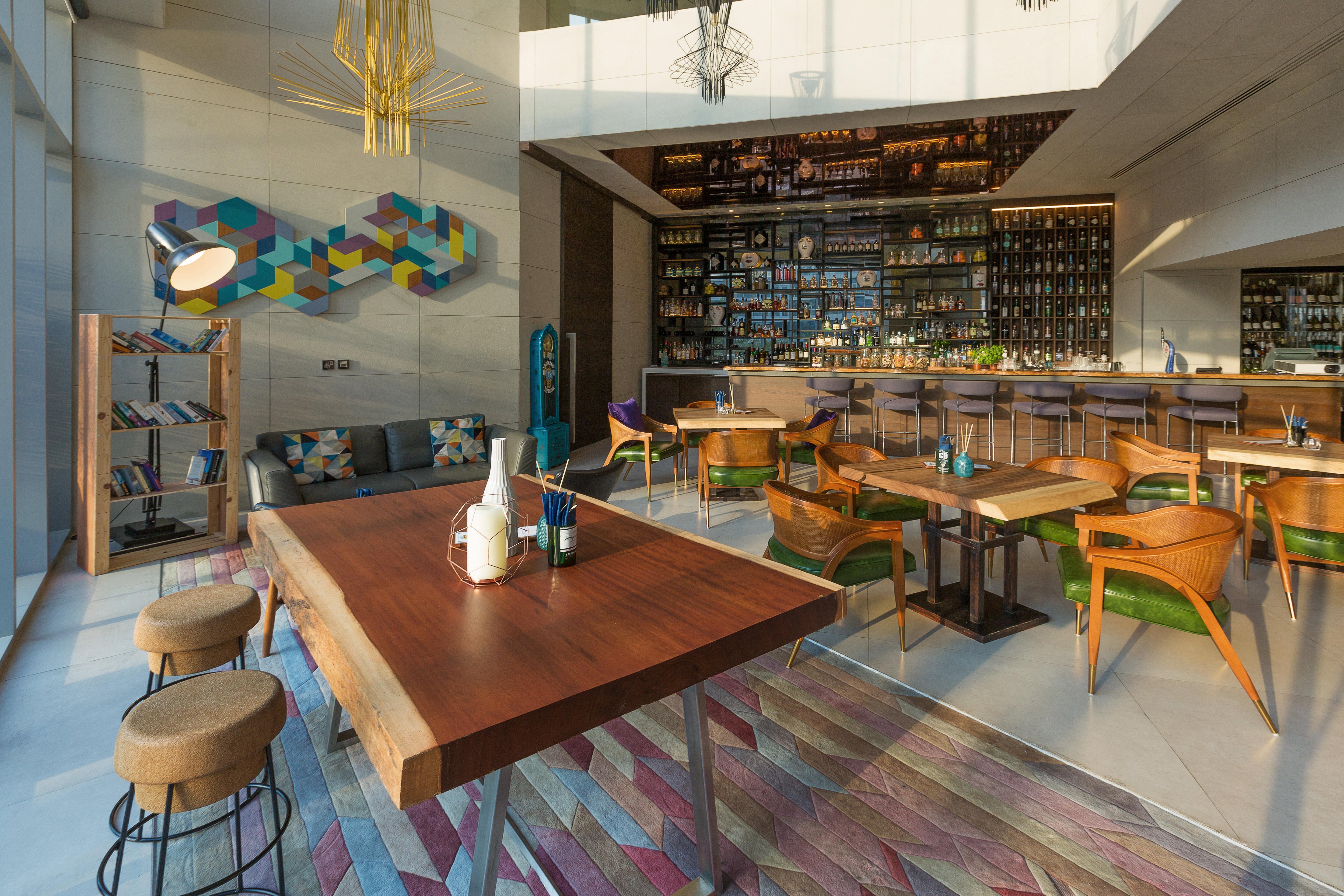 Intercontinental Dubai Marina By Ihg Hotel Exterior photo The bar at the hotel