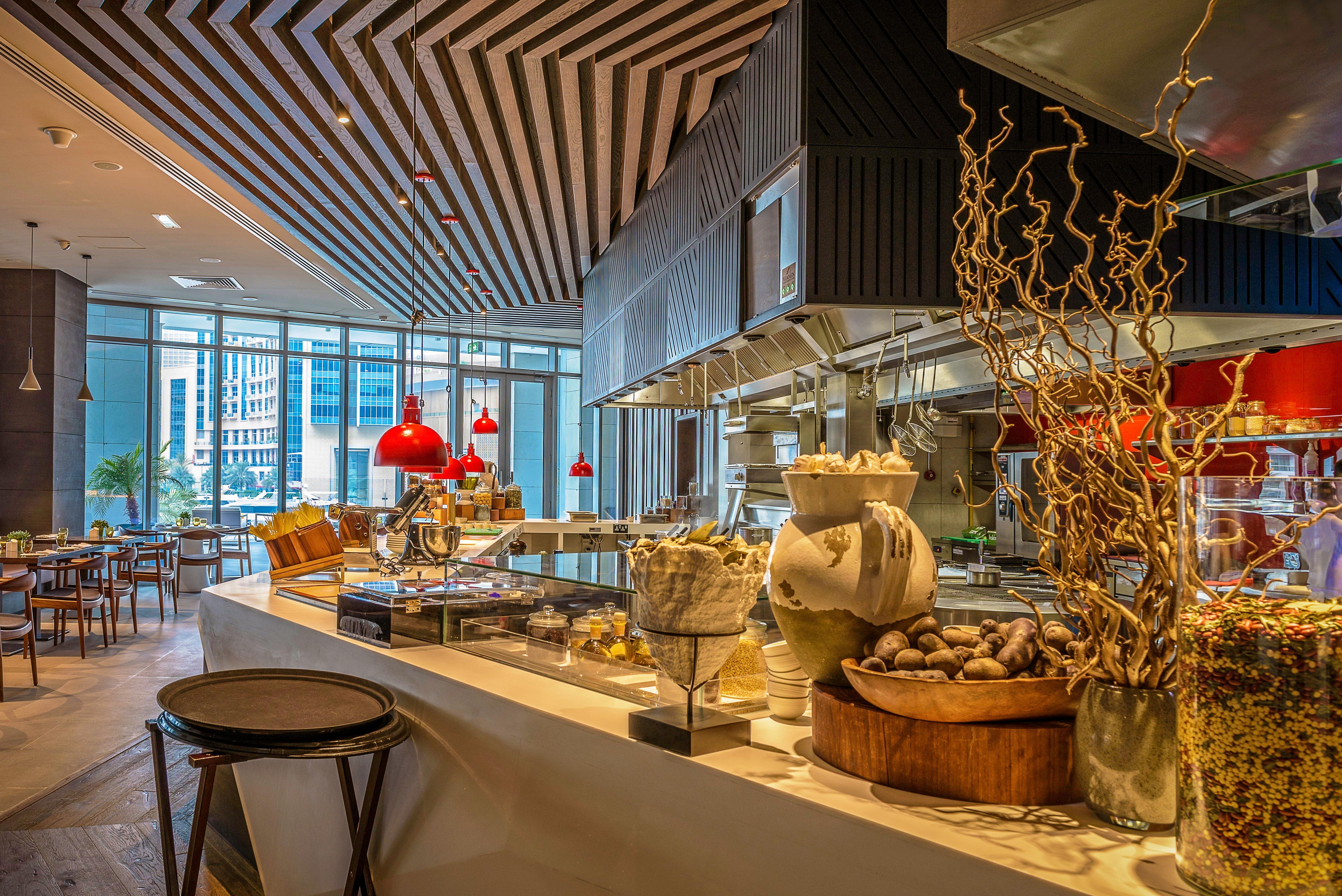 Intercontinental Dubai Marina By Ihg Hotel Exterior photo The buffet at the hotel