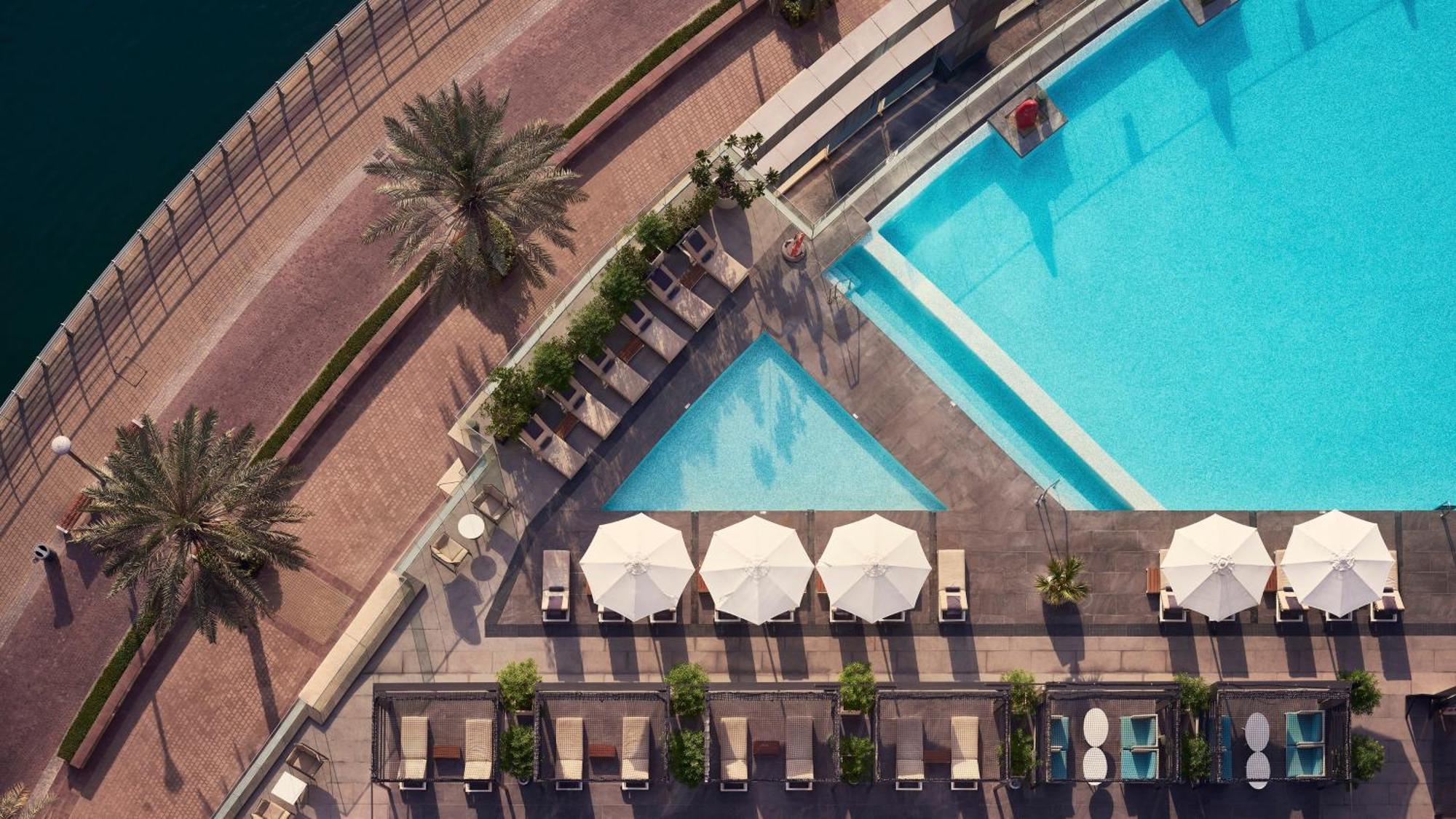 Intercontinental Dubai Marina By Ihg Hotel Exterior photo Aerial view of the pool